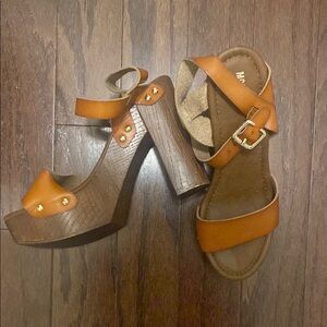 Brown Leather Platform Sandals